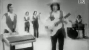 Слушают все соловья.