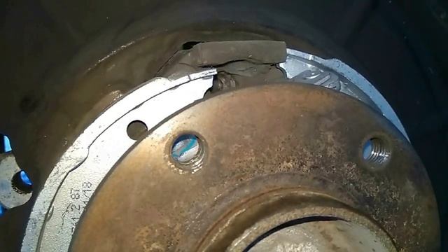 BMW E39,E34 замена ручных колодок и регулировка ручника  E39, E34 Replacement Of Hand Pads