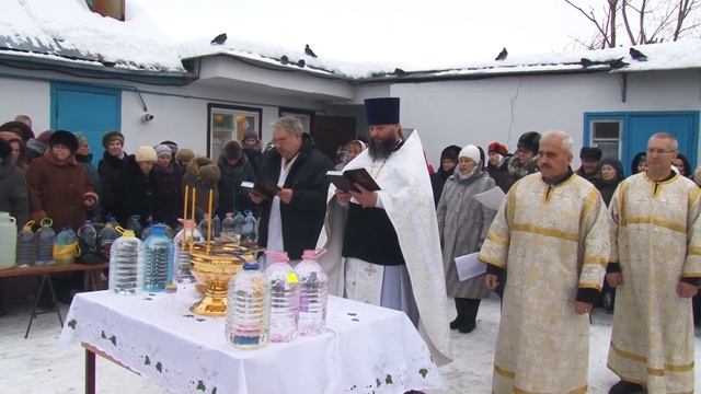 Божественная литургия и водосвятный молебен смотреть онлайн