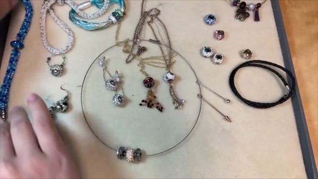 BeCharmed Beads in Jewelry-Making - How to Use them and What to Use Them With смотреть онлайн