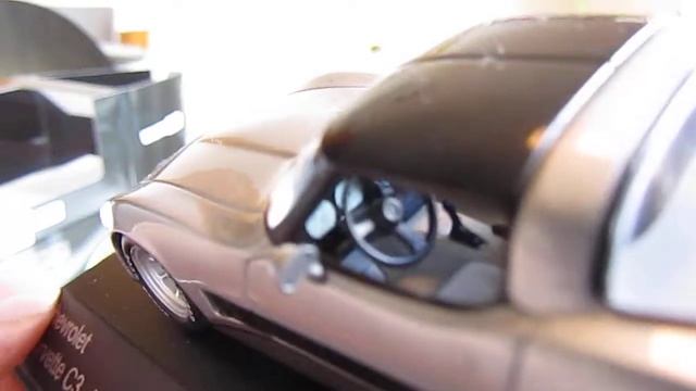 1:43 Whitebox 1980 Chevrolet Corvette C3 смотреть онлайн