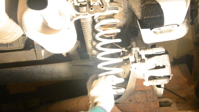 Модернизация задней подвески Хендай Солярис. Замена пружин смотреть онлайн