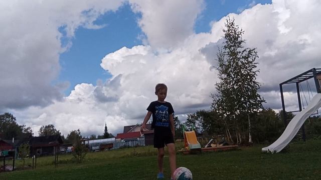 финт отбирание мяча