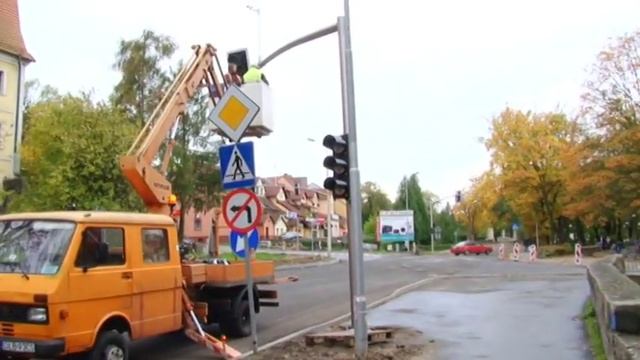 Drogowa inwestycja w centrum смотреть онлайн