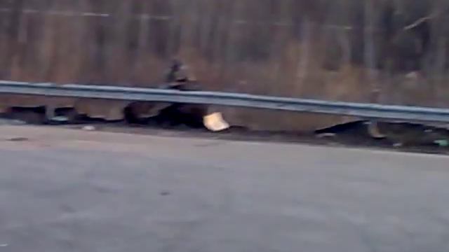 Skyline (дрифт вокруг людей) вообщем по кайфу смотреть онлайн