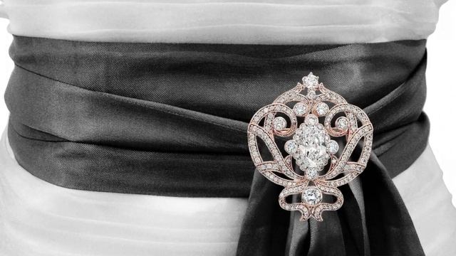 18 KGP Rose Gold Ornate Regal Brooch смотреть онлайн