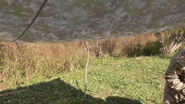 Как установить тент на поляне без веревок? Легко и просто!!! смотреть онлайн