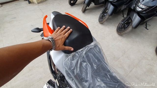 All New 2023 Suzuki Gixxer 150 New Color First Look ? ~ On Road Price & All Colours I Suzuki Gixxer смотреть онлайн