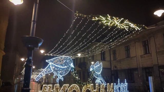 Как украшен город к Рождеству и Новому году ? Фантаны в декабре смотреть онлайн