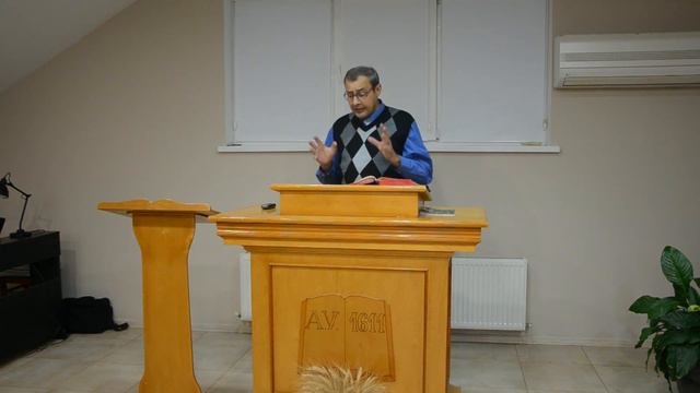 Кто Есть Господь? Иоанна 10:24-30 смотреть онлайн