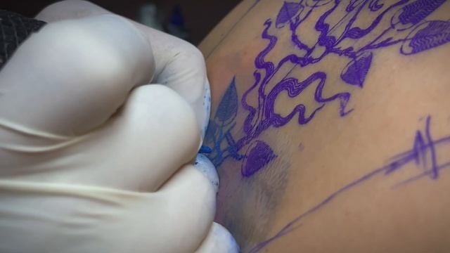 Flower back tattoo - tips & tricks - at Think room смотреть онлайн