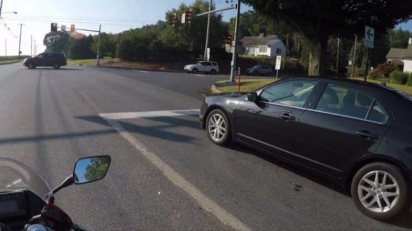 DO NOT buy a Hyosung (Hyosung GT250R Test Drive)