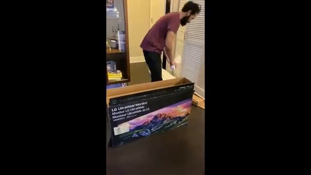Unboxing of LG 34” Ultrawide 5k Display Monitor смотреть онлайн