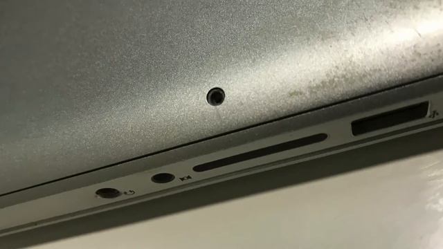 Продаю свой MacBook Pro 15 дюймов, I7, 8GB, 1TB