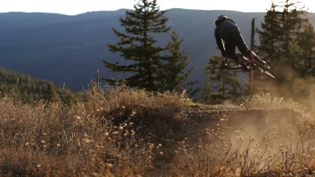 Matty Miles 100 Seconds of Trail Destruction | RAW 100 смотреть онлайн