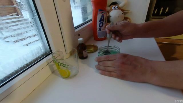 Как очистить серебро в дом условиях от черноты. Один из ютубовских методов работает ))). смотреть онлайн