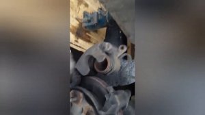 Готовлю НИССАН АТЛАС к зиме. Замена колес и колодок.