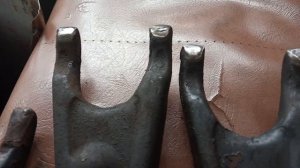 Тугая педаль сцепления.Замена и ремонт вилки  Пазика и ГАЗ 53 .