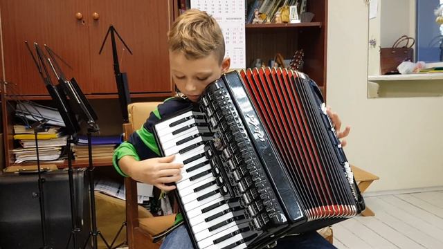 Raimond Valgre Veel viivuks jää, esitab Mihkel, 8.a. смотреть онлайн