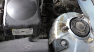 Toyota Corolla e120- серия17, замена масла на 290 000 км.