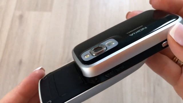 Nokia 6111 Slider (2005 Year) Phone Review