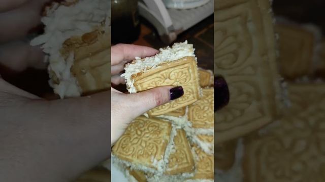 банановое суфле с печеньем и кокосовой стружкой. нежное как облако. смотреть онлайн