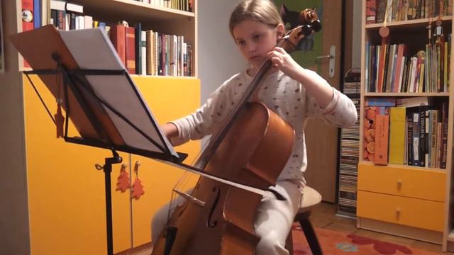 Vivaldi Concert in C major 1. stavek Allegro Cello смотреть онлайн