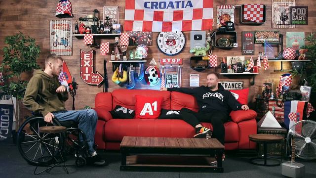 Slaven Škrobot - "Hrvatsku smo prošli na prilagođenom biciklu za 33 dana, dobio sam kamen u kacigu" смотреть онлайн