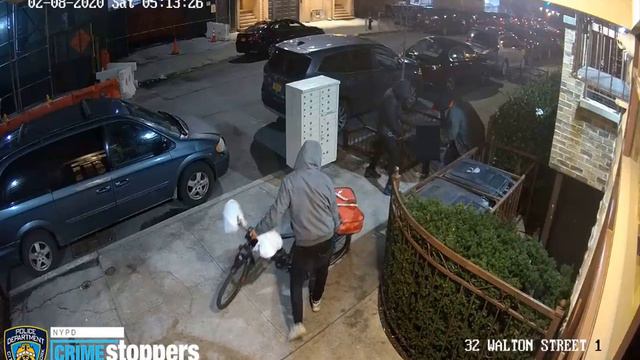 Google tracked his bike ride past a burglarized home. That made him a suspect. смотреть онлайн