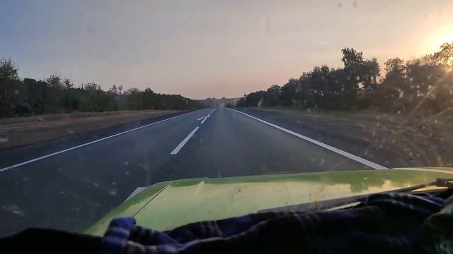 Вся Россия на Москвиче 410. Усач на свободе! смотреть онлайн