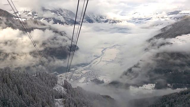 Спуск с горы Ахорн (Ahorn) - вид на долину Циллерталь (Zillertal) / Часть 1