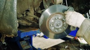 Замена передних тормозных колодок на Киа Спортейдж 3. Аналогично на всех Корейских кроссоверах