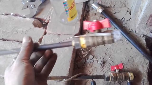 Самодельная бензиновая горелка - случай когда то что должно тушить начинает ЖАРИТЬ! смотреть онлайн