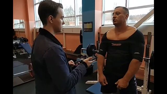 Участники «Московского долголетия» начали заниматься в тренажерном зале Дворца спорта «Квант» смотреть онлайн