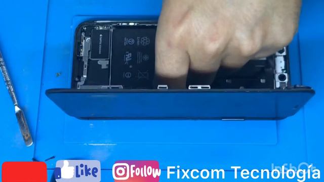 Como abrir desarmar iPhone X Xr Xs Max смотреть онлайн
