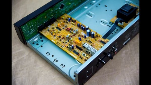 Тюнер Technics ST-GT550