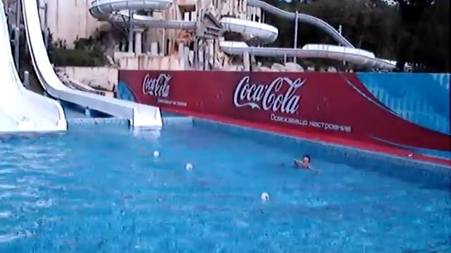 Болгария, Золотые пески, аквапарк Акваполис, горка Камикадзе смотреть онлайн