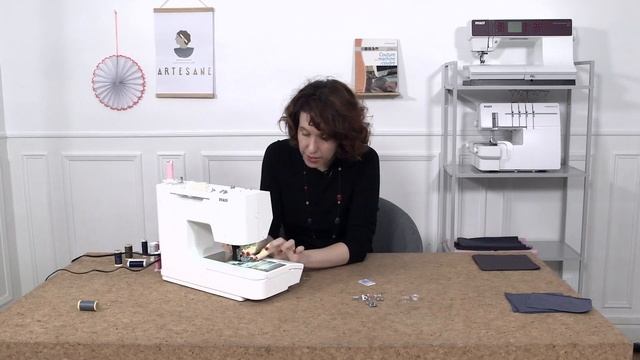 Utiliser l'aiguille double pointes avec la machine à coudre PFAFF® Passport™ 2.0 - extrait Artesane смотреть онлайн