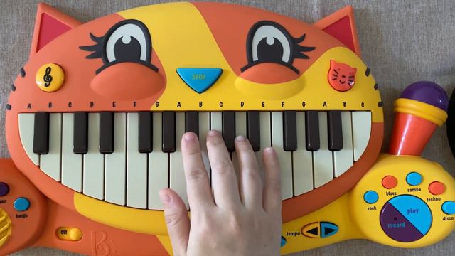 Made You Look - Megan Trainor (Cat Piano Cover) смотреть онлайн