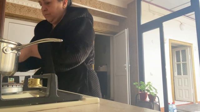 Домашние хлопоты) ГОТОВКА ) домашние цветы)поход в магазин за подаркам) В ГОСТИ🌹 смотреть онлайн