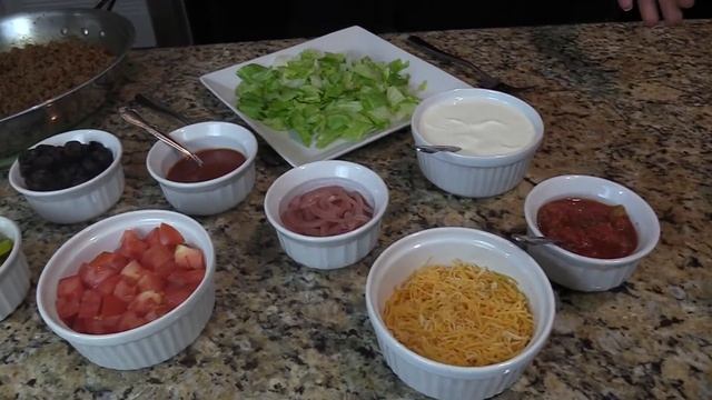 LOW CARB Taco Salad смотреть онлайн