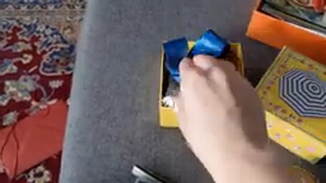 Расхламление коробки воспоминаний смотреть онлайн