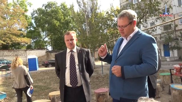 12 10 2017 РЕПОРТАЖ ДНЯ ЕФИМ ФИКС НА УЛ КАРЛА МАРКСА 1 смотреть онлайн