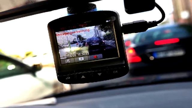 Автовладельцам на заметку: примет ли суд видео с неправильной датой? смотреть онлайн