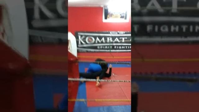 Борьба в клубе Комбат Жим Италия смотреть онлайн