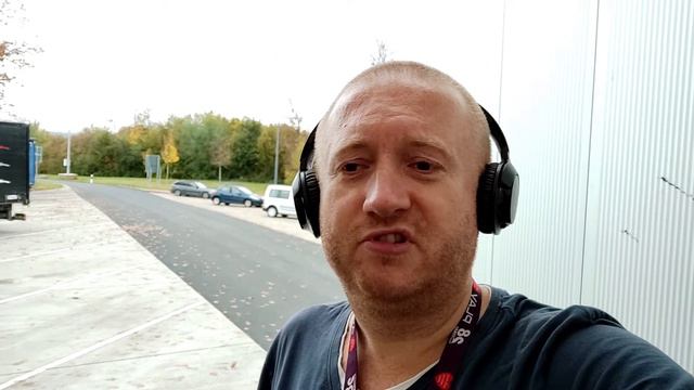 Что делает дальнобойщик, когда не едет смотреть онлайн