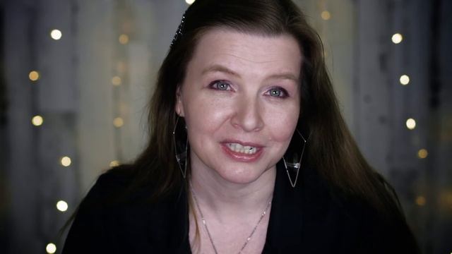Анна Ахматова "Всё мне видится Павловск холмистый…" - стихи о природе смотреть онлайн