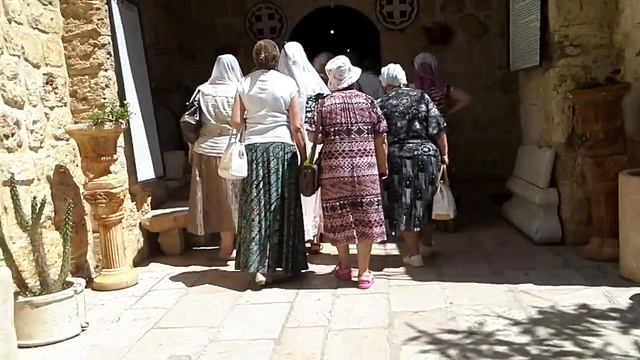 Монастырь Святого Креста. смотреть онлайн