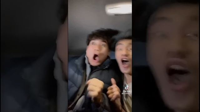 Даулет, Гүлзан тәте, Диас, Таир көке вайындары 1 видеода барлығы#гүлзантәте #диас #тайр #дәулет смотреть онлайн