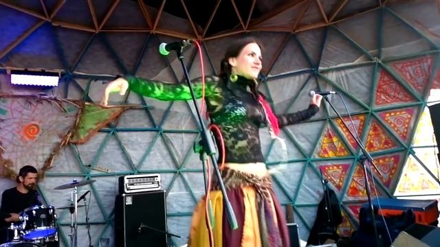 atlantida project - Мир в беде (Live) смотреть онлайн